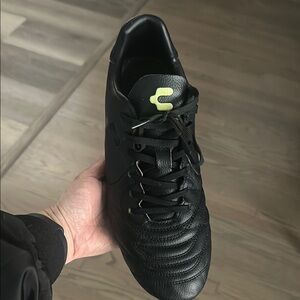 Black Men's Athletic Shoe